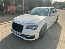 کرایسلەر 300